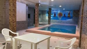 هتل خلیج فارس رضوان سرعین استخر و سونا